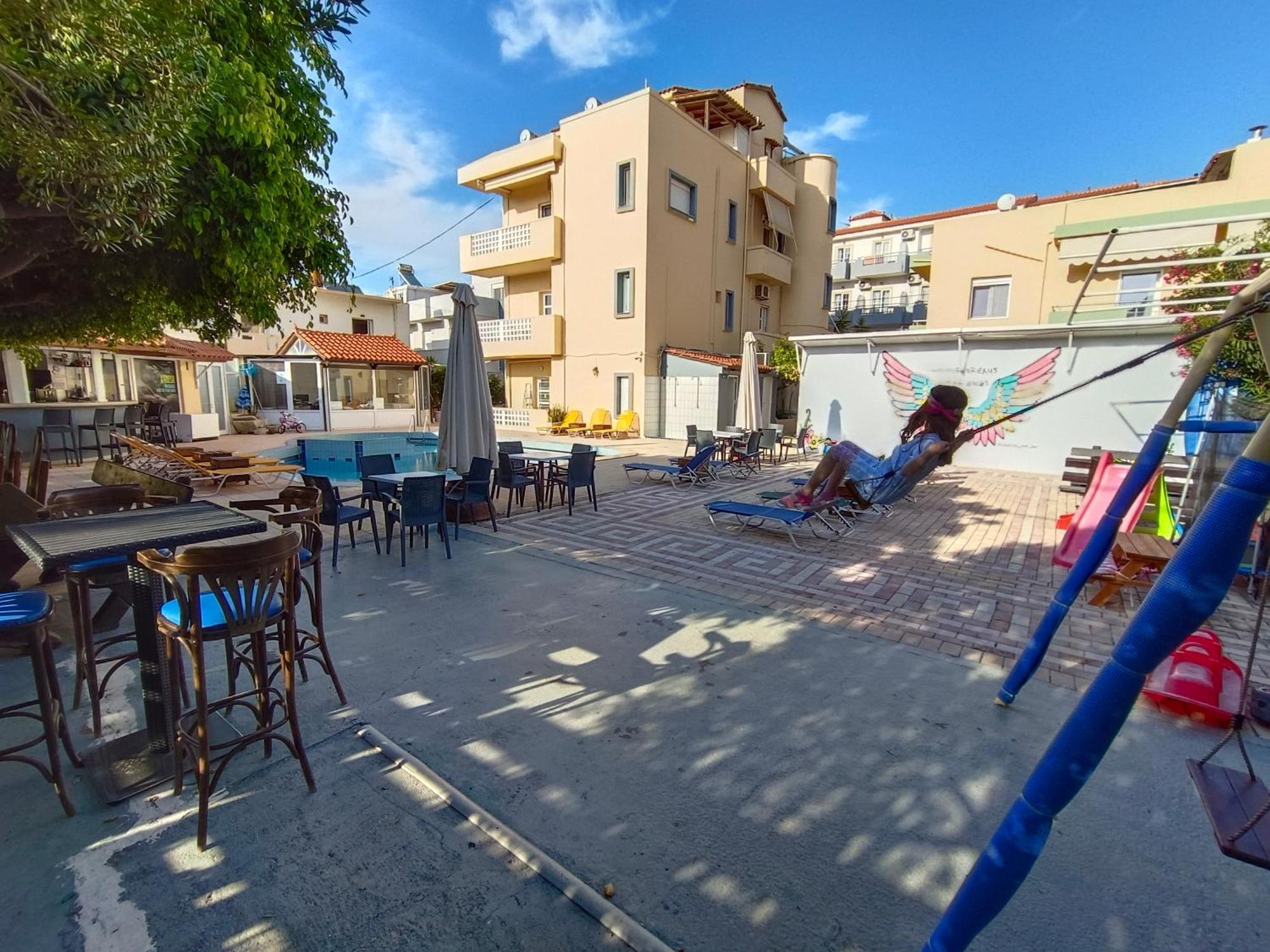 Albatross Apartments Amoudara  Exterior photo