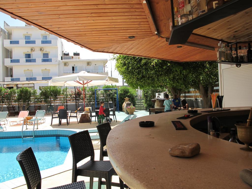 Albatross Apartments Amoudara  Exterior photo